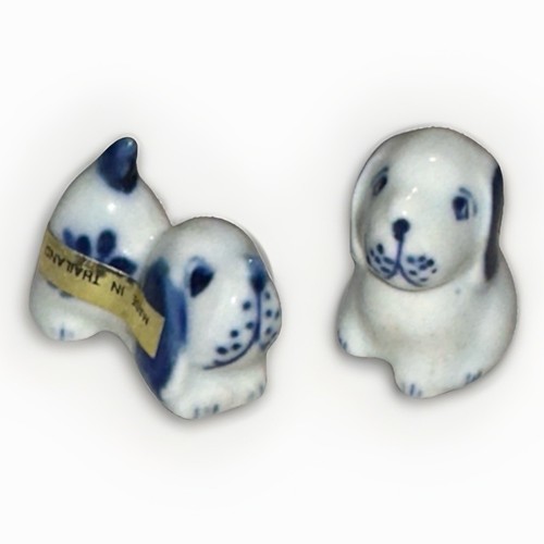 Pair beagle porcelain - pair,