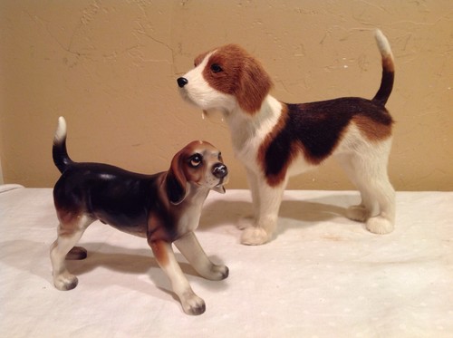 Pair large vintage - of, beagle