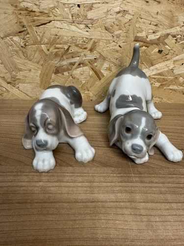 Pair retired lladro - of,